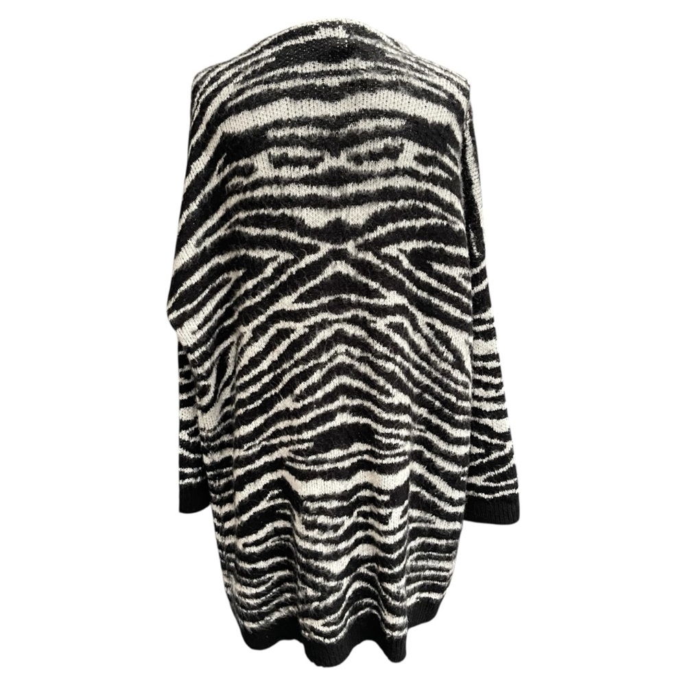 Dex Black/White Zebra Oversized Drop Shoulder Cardigan Duster (2X) - Picture 8 of 14